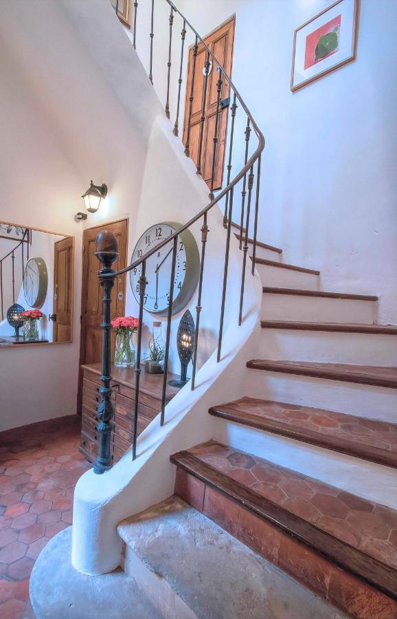 Cent Cinq - Unique Apartments In The Heart Of Apt Dış mekan fotoğraf